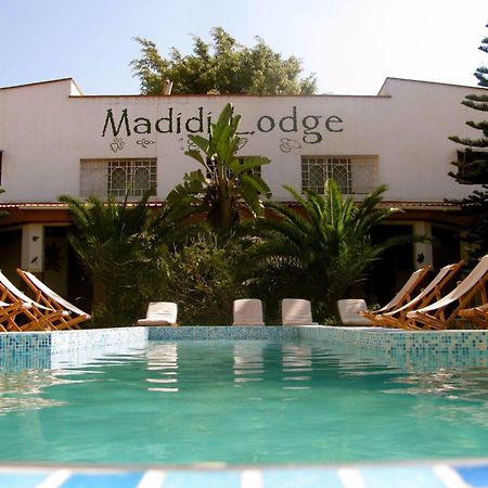Madidi Lodge ลิลองเว ภายนอก รูปภาพ